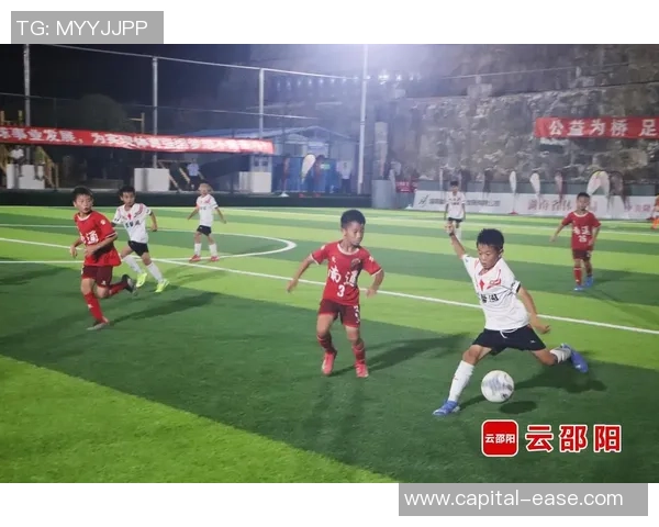 在绿茵场上追梦的少年与足球明星的奇幻冒险之旅